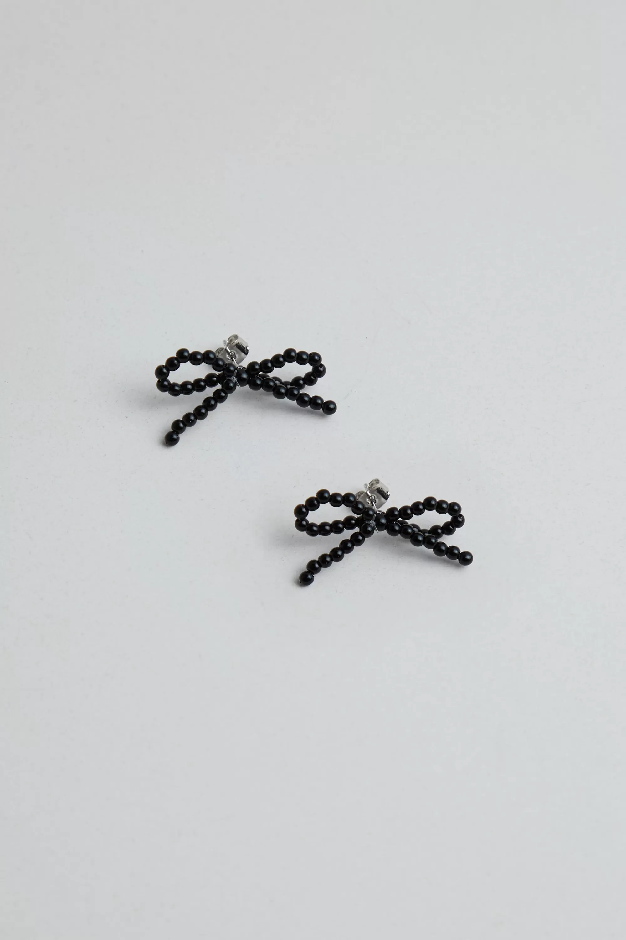 OAK + FORT BEADED BOW STUD EARRING | Women Earrings | Earrings