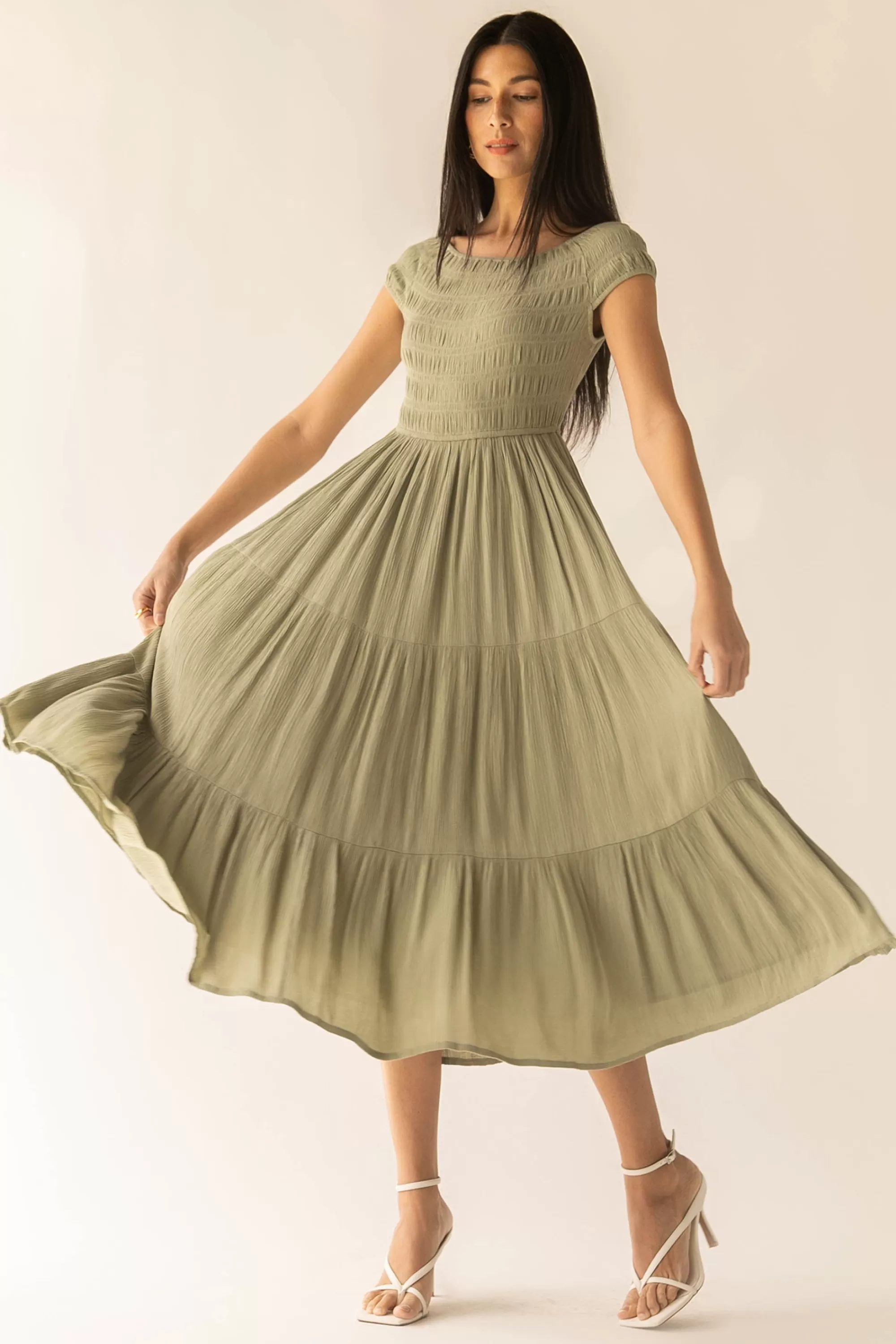 OAK + FORT OFF THE SHOULDER CRINKLED MIDI TIERED DRESS | Women Dresses