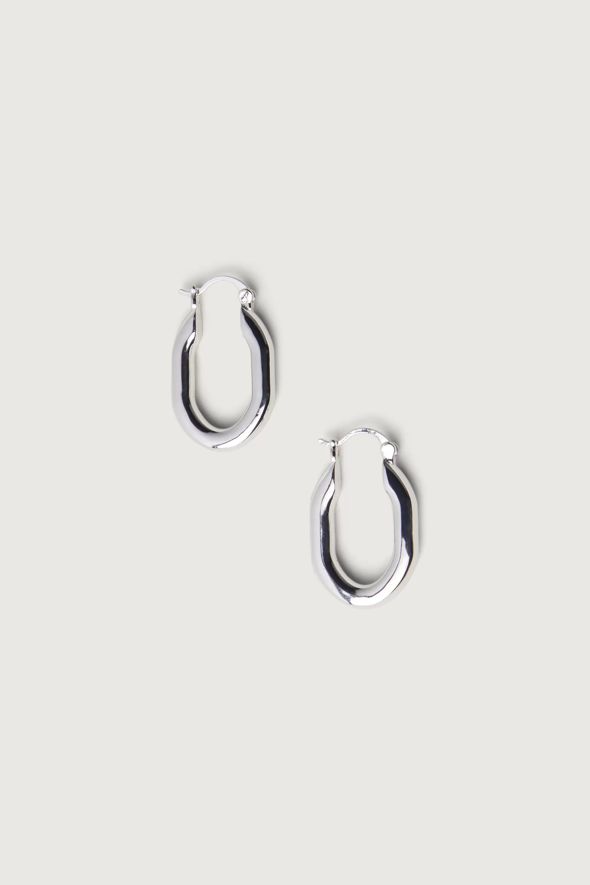 OAK + FORT OVAL HOOP EARRING | Women Earrings | Earrings